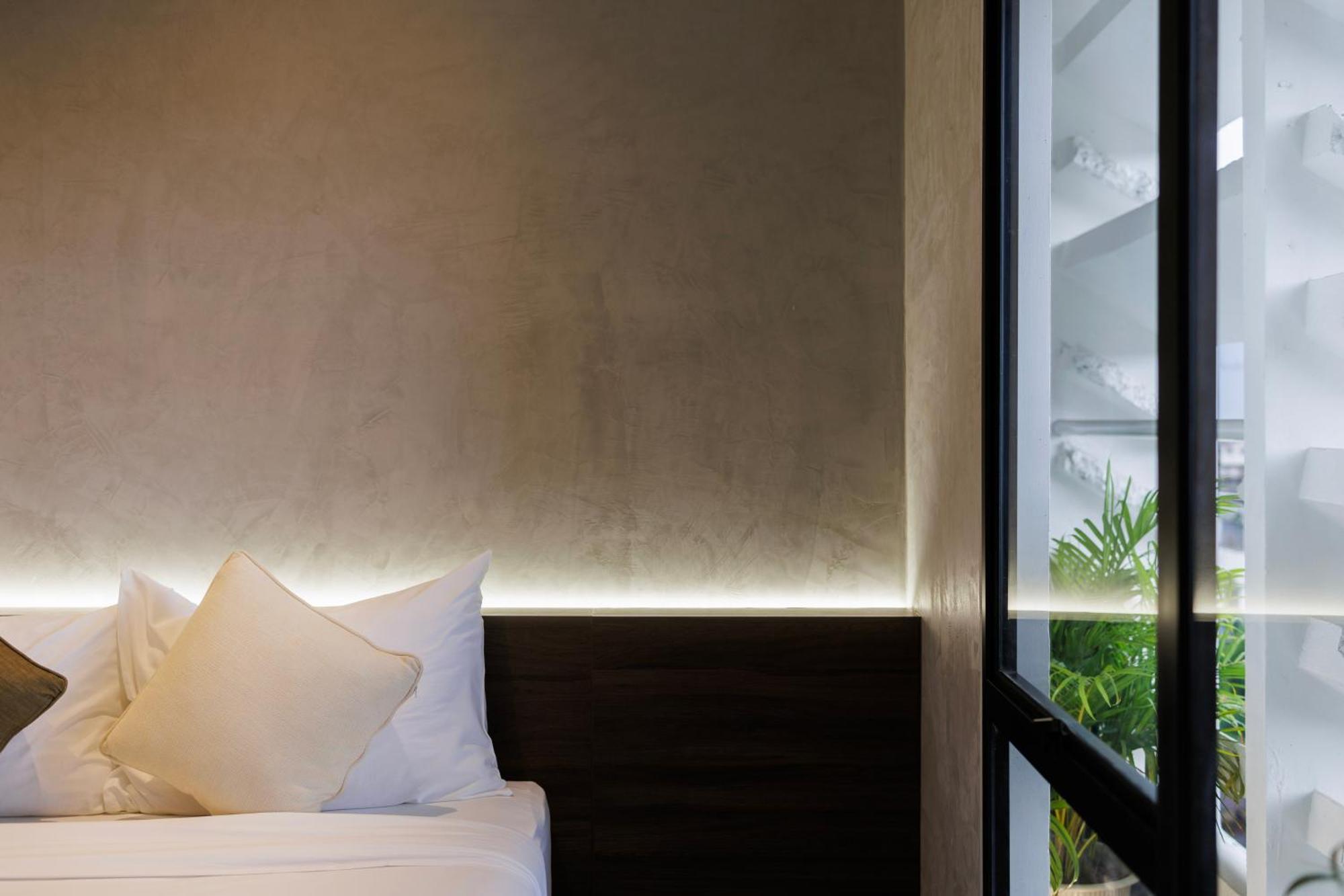 C'House Bangkok Vandrarhem Exteriör bild