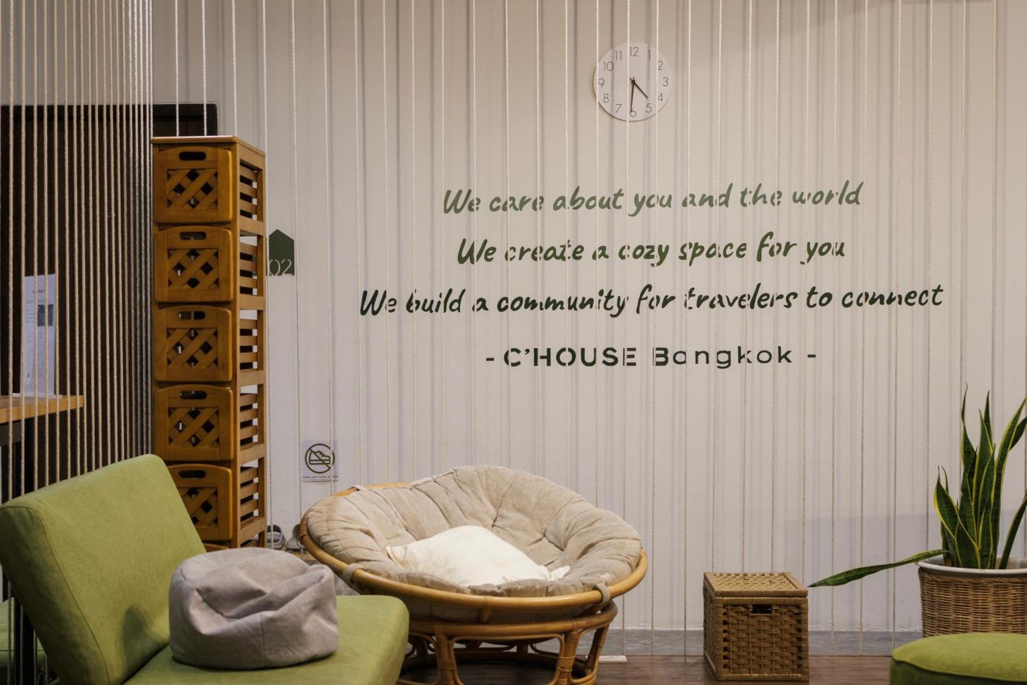 C'House Bangkok Vandrarhem Exteriör bild